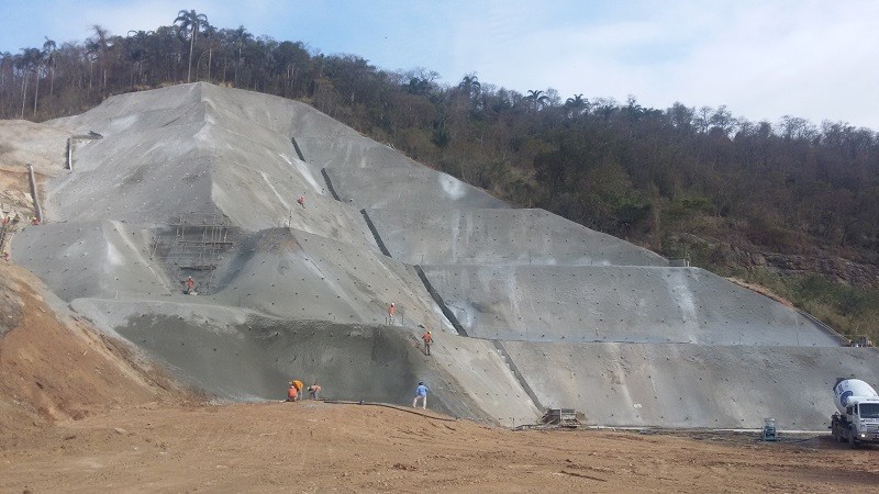 Execução de concreto projetado